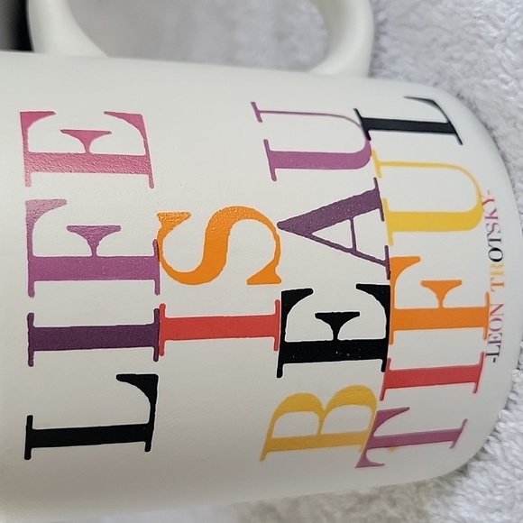 Quotable Mugs Life Is Beautiful Leon Trotsky Quote. Perfect Condition. - Picture 3 of 9
